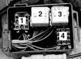 BMW 530i - fuse box - auxiliary relay box